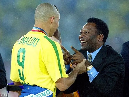 Iconic Football Moments Pele Celebrates with Ronaldo Brazil 2002 World Cup Win