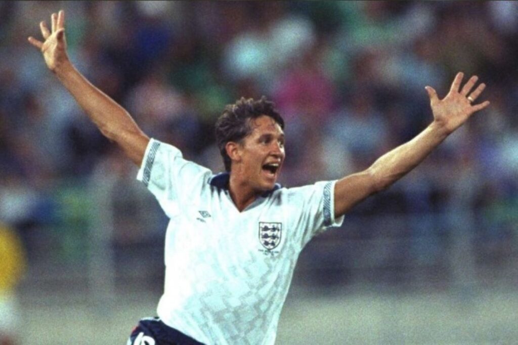 أجمل قمصان كرة قدم | إنكلترا (1990)