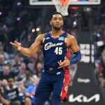 دوري أن بي ايه: كليفلاند يلحق خسارة قاسية بتورنتو في مستهل الـ”بلاي أوف”